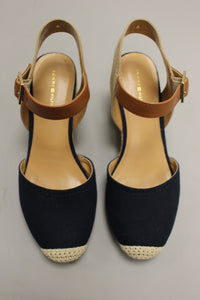 Tommy Hilfiger Women's Nilsa Closed Toe Espadrille Wedge Sandal - Size: 7.5M