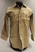 Load image into Gallery viewer, Vintage WWII 5th Army A5 Division Long Sleeve Button Up Shirt - 14.5 x 33 (#1)