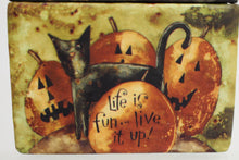 Load image into Gallery viewer, Bob's Boxes Primitive "Life Is Fun" Box with Lid - Features Karen Good - Used