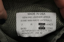 Load image into Gallery viewer, US Air Force Vibraum ASTMF2413 Boots - Size: 7 R - Used