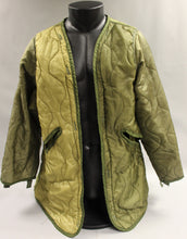 Load image into Gallery viewer, Night Desert Parka Liner - Small - 8415-01-102-4482 - Used