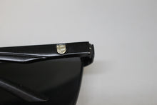 Load image into Gallery viewer, Aoheng Glasses with Case - Used