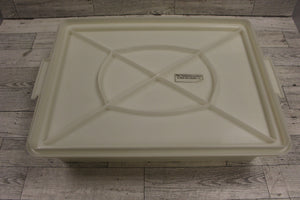 Tupperware Fresh N Fancy Rectangle Sheet Cake Carrier - #622 - used