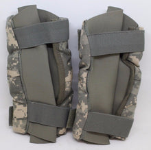 Load image into Gallery viewer, US Army Military Digital ACU Elbow Pads - 8145-01-530-2157 - Medium - New