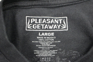 Pleasant Getaway 8 Ball Men's T Shirt Size Large -Used
