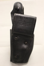 Load image into Gallery viewer, Safariland 200-93 "Top Gun" 200 Level I Mid-Ride Retention Holster - Used