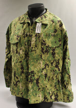 Load image into Gallery viewer, US Navy NWU Type III Working Blouse Jacket Coat - Medium Regular - New