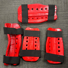 Load image into Gallery viewer, Redman Training Gear Lot - 4 Pieces - Used