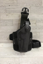 Load image into Gallery viewer, Safariland 6006-73 Beretta 92 Right Hand Drop Leg Holster -Used
