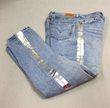Load image into Gallery viewer, Levi Men's 501 Blue Jeans - 32 x 30 - Used