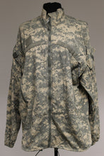 Load image into Gallery viewer, US Army ACU Gen III Wind Cold Weather Jacket - Medium Regular - 8415-01-538-6067