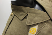 Load image into Gallery viewer, WWII US Army Enlisted Dress Coat Jacket - Used