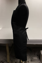 Load image into Gallery viewer, OK Yadilun Black Apron - New