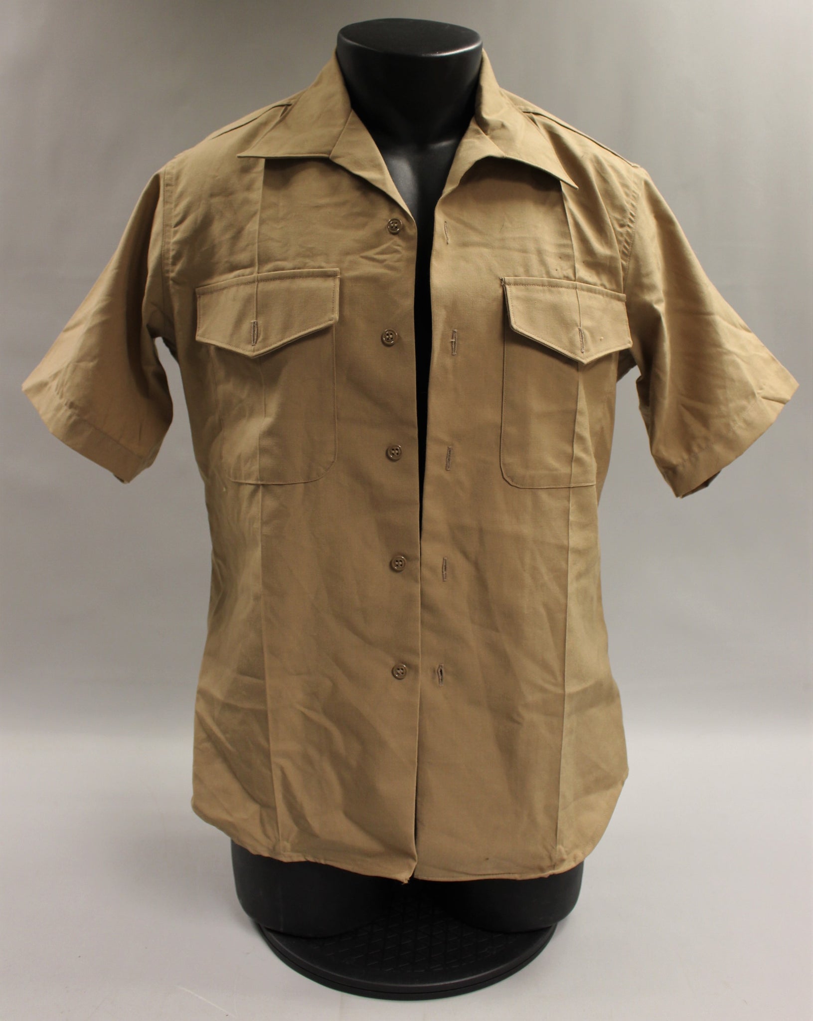 USMC Marine Corps Khaki Dress Shirt Short Sleeve - 15-1/2 USMC Marine Corps Khaki Dress Shirt Short Sleeve - 15-1/2
