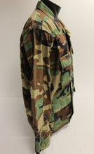 Load image into Gallery viewer, US Navy Seabees Woodland Hot Weather Combat Jacket - Large Regular - Used