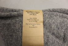 Load image into Gallery viewer, US Military Men&#39;s Wool Poly/Wool Boot Socks - Size: 10-13 - New