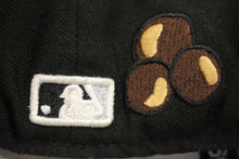 Load image into Gallery viewer, Cleveland Indians New Era 59 Fifty Fitted Baseball Hat - Size: 8 - New
