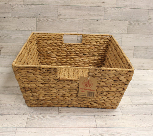Trader Joe's Water Hyacinth Basket - Large - New