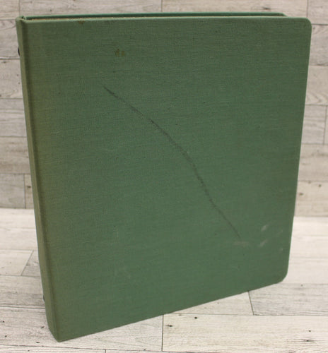 New York Loose Leaf Corp 3 Ring Binder - US Government - Green - Used