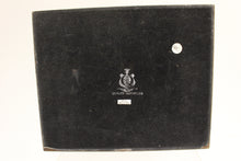 Load image into Gallery viewer, Quality Importers Wooden Cigar Humidor - Used