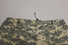 Load image into Gallery viewer, Gen III ECWCS ACU Soft Shell Cold Weather Trousers - Medium Regular - Used