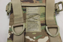 Load image into Gallery viewer, US Army Multicam Hydration System Carrier w/ Bladder - 8465-01-641-9423 - New