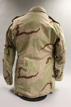 Load image into Gallery viewer, Military M65 Cold Weather Field Coat - Desert - Small Regular - Used