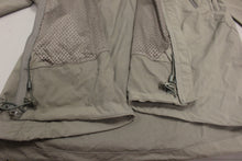 Load image into Gallery viewer, Patagonia Men's Level 5 Extreme Cold Weather Jacket - X-Large Regular - Used