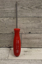 Load image into Gallery viewer, Wiha T15 x 80mm Torx Screwdriver with Soft Finish Handle - Used
