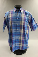 Load image into Gallery viewer, Levi&#39;s Colorgraphs Men&#39;s Short Sleeve Shirt - Size: Large - Used