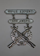 Load image into Gallery viewer, USMC Marine Corps Rifle Expert 3rd Award Qualification Badge - Used