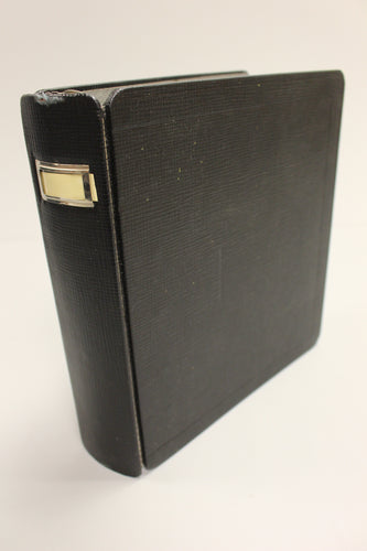 World Wide Products Round 3 Ring Binder - L2-7643 1/2 - Used