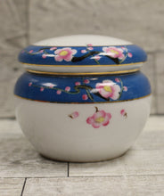 Load image into Gallery viewer, Japanese Kokura Porcelain Tea Caddy Vanity Dresser Jar with Lid - Floral - Used