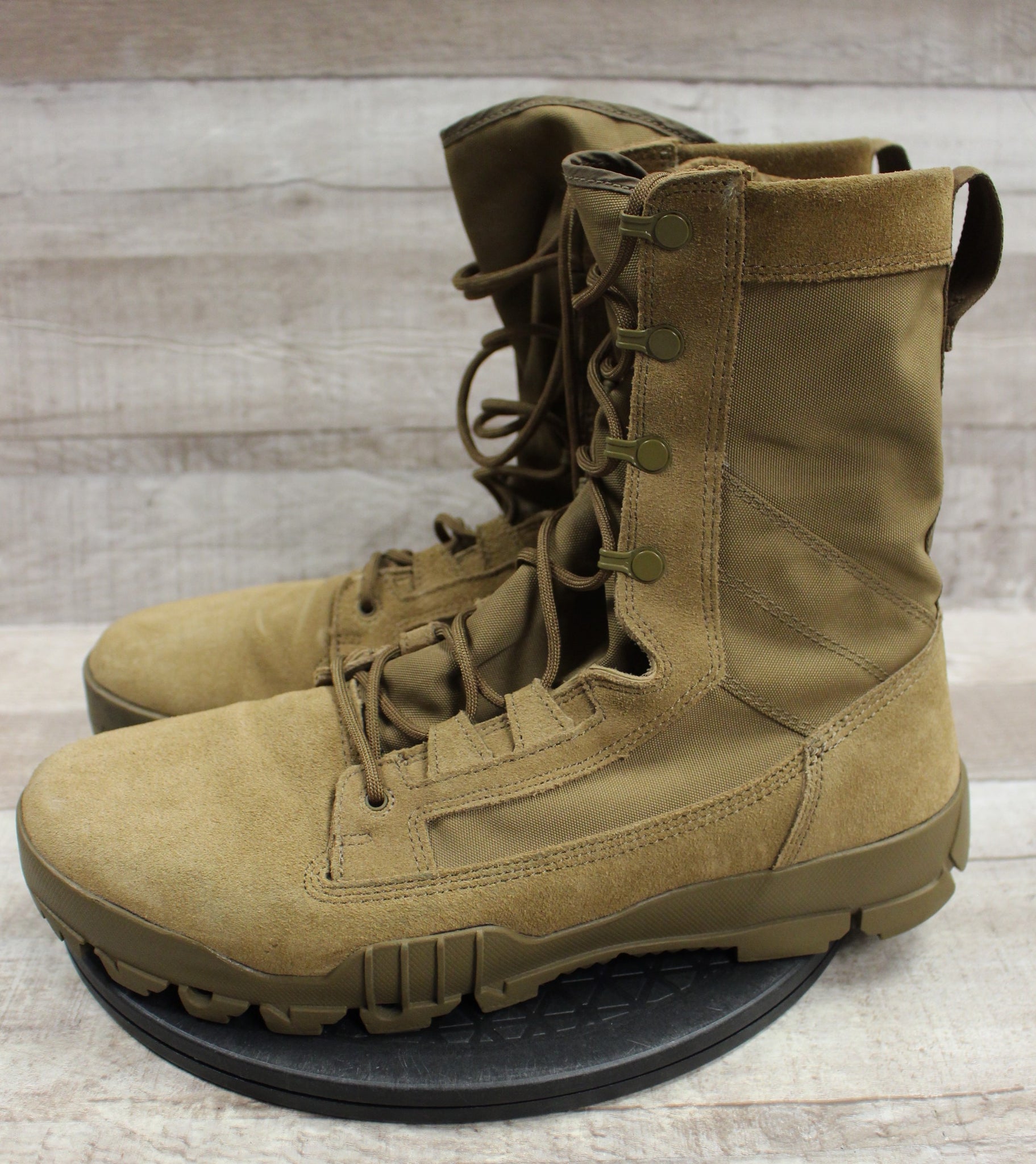 Nike SFB 8" Leather Tactical Boots - Coyote - 11.5 – Steals and Surplus
