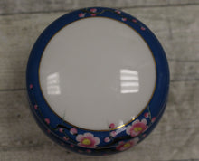Load image into Gallery viewer, Japanese Kokura Porcelain Tea Caddy Vanity Dresser Jar with Lid - Floral - Used