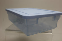 Load image into Gallery viewer, Vintage Rubbermaid 0286 Storage Container - 4.5 Quart - Used