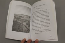 Load image into Gallery viewer, Glacier National Park 2025 Travel Guide by Jonas Bryant - Used