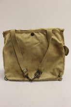 Load image into Gallery viewer, Vintage Atlantic Products Co. US Musette Bag - 1941 - Used