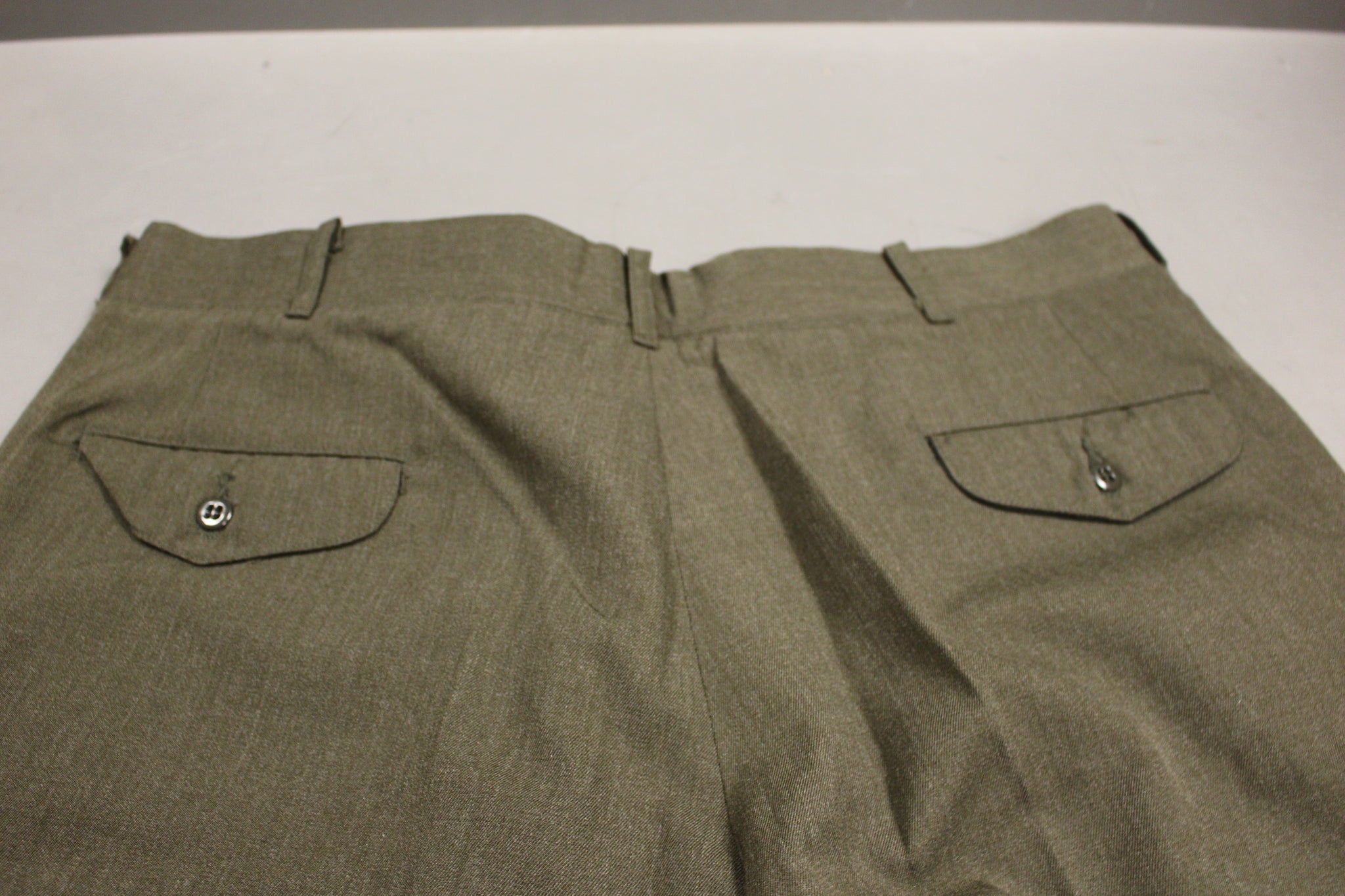US Marine Corps Men's Dress Green Pants / Trousers - Hemmed - Size: 33 Military Steals and Surplus US Marine Corps Men's Dress Green Pants / Trousers - Hemmed - Size: 33 Military Steals and Surplus
