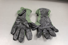 Load image into Gallery viewer, US AF Air Force Intermediate Cold Weather Flyers Gloves - Size: 7 - New
