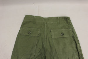 US Army Men's Utility Cotton Sateen Trousers Pants - 30x35 - 8405-782-3169 -Used