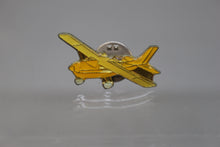 Load image into Gallery viewer, Cessna 172 Skyhawk Hat/Lapel Pin - Used
