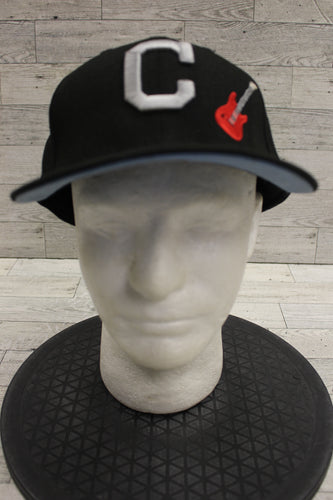 Cleveland Indians New Era 59 Fifty Fitted Baseball Hat - Size: 8 - New