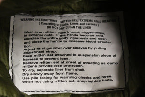 Artic Extreme Cold Weather Mitten Set with Liners - 8415-00-782-6716 - Medium