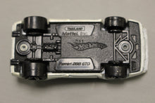 Load image into Gallery viewer, Mattel Hotwheels Ferrari 288 GTO White/Black Diecast Car - Used