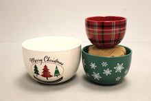 Load image into Gallery viewer, Holiday Time Set of 3 Nesting Christmas Bowls - New