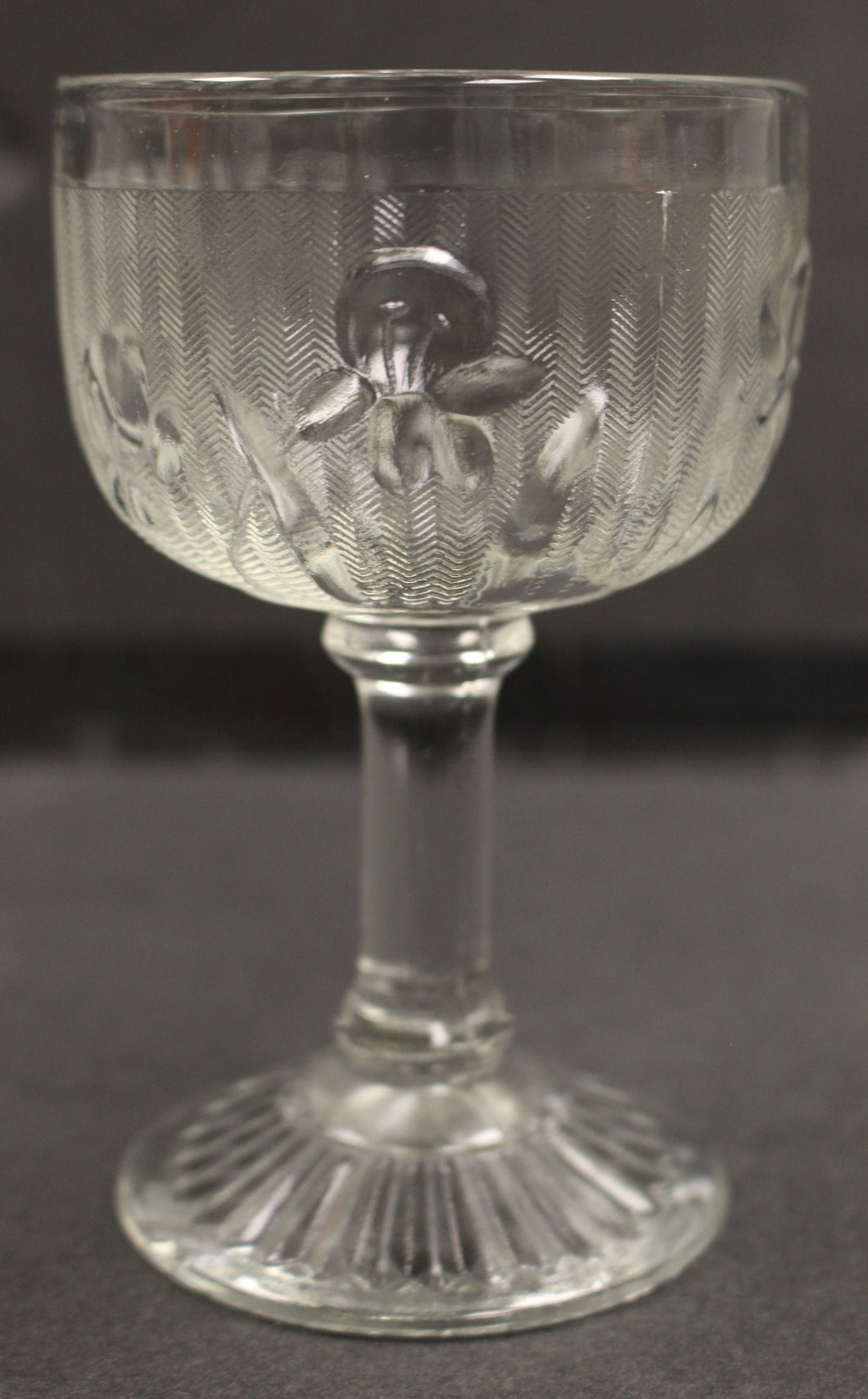 Jeannette Iris & Herringbone Clear Liquor Cocktail Glass - Used