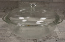 Load image into Gallery viewer, Pyrex 024 2.12 Qt Clear Glass Round Casserole Baking Dish with Lid - Used