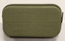 Load image into Gallery viewer, Vintage Carlisle Model U.S. GOV&#39;T First Aid Packet Tin - Sealed