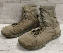 Load image into Gallery viewer, Oakley 8&quot; Light Assault Combat Boot 2 - Size: 9.5 - Coyote - Used